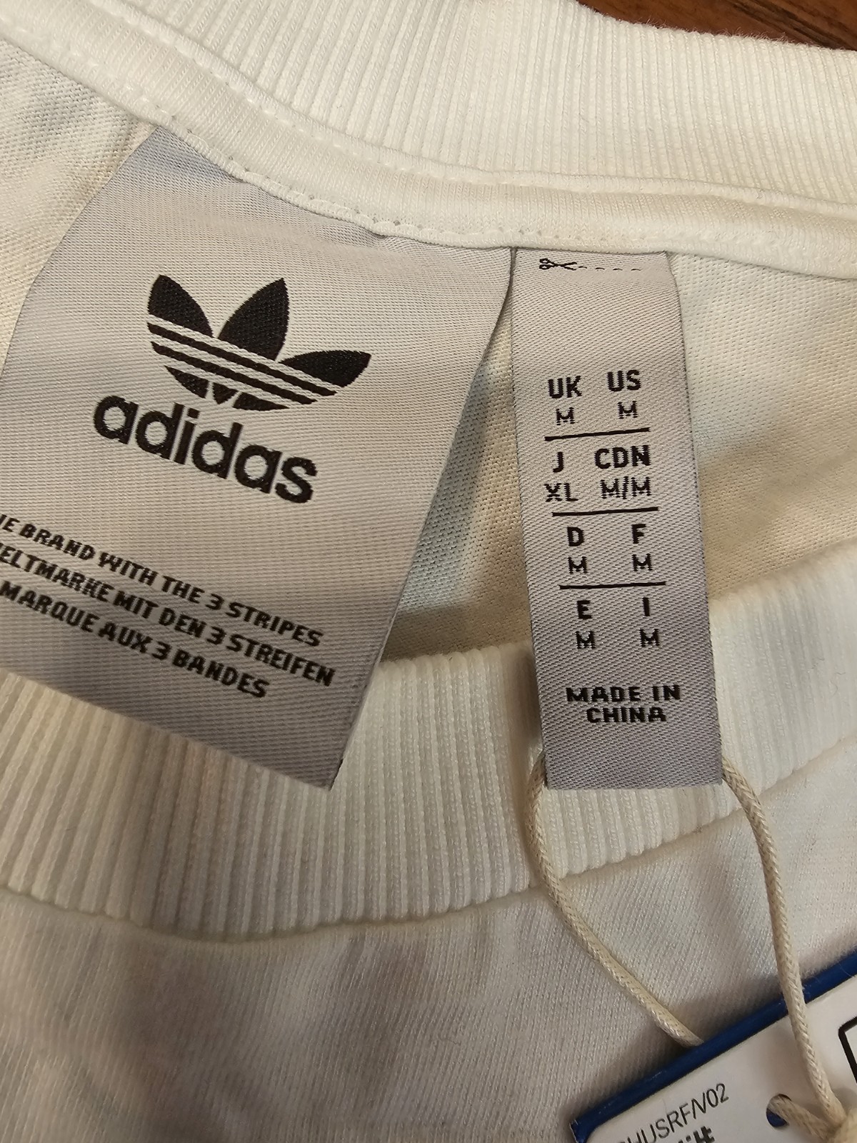 adidas Originals Graphic Print Logo Crew Neck Short Sleeve Tee Mens White M
