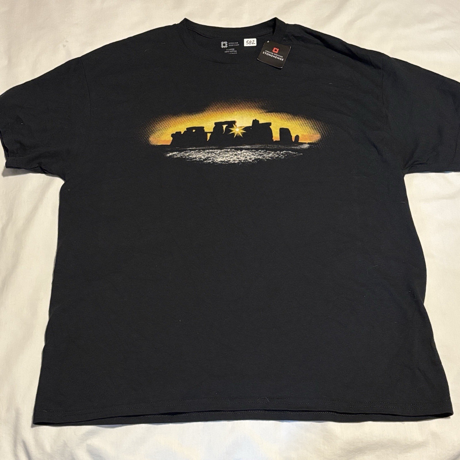 English Heritage ~ Men’s XL Stonehenge Graphic Black Cotton