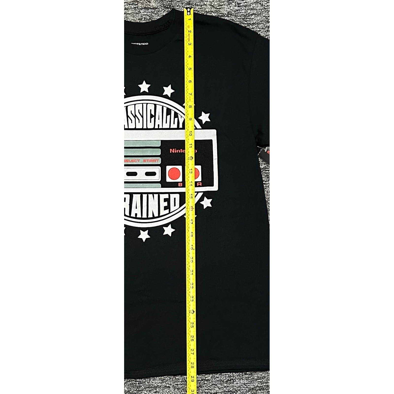 Nintendo Classically Trained NES Controller Black Graphic T-Shirt Mens M NEW
