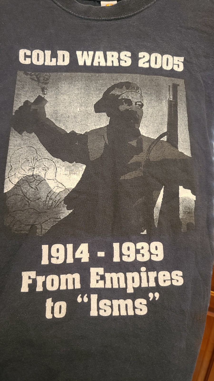 Rare Cold Wars 1914-1939 Empires To Isms Sun Dog Tie Dye Protest Shirt Medium