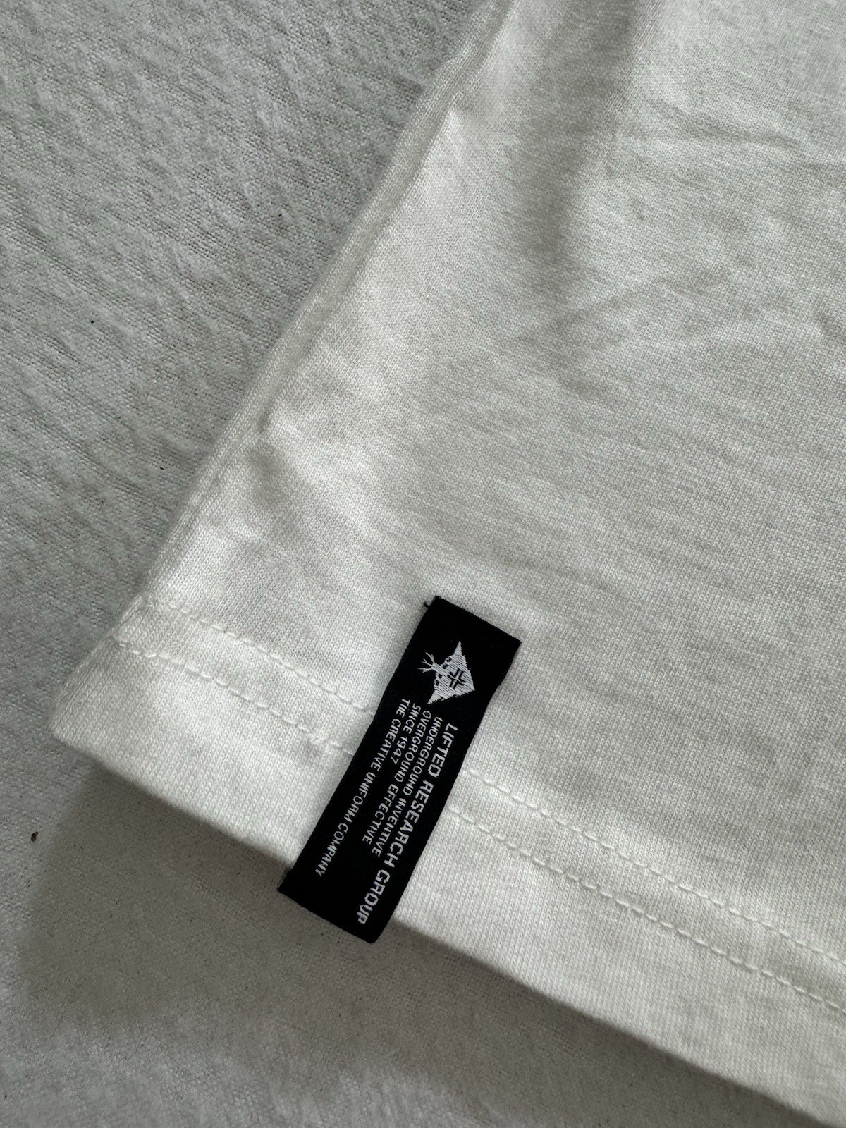 LRG T-Shirt Mens Medium Short Sleeve Graphic Front White Cotton New
