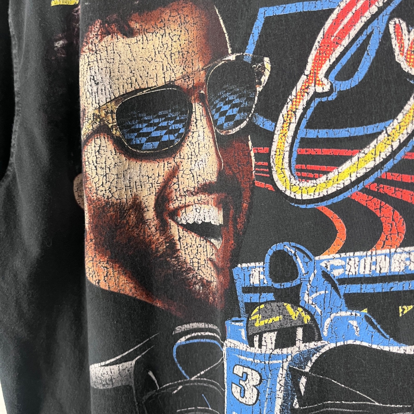 Daniel Ricciardo Formula 1 T Shirt Size Large Faded Black Vintage Style AOP Car