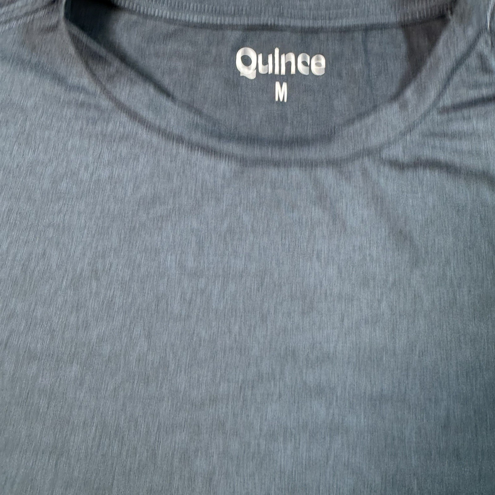 Quince Mens SS T Shirt Polyester Spandex Sz M Preppy Athleisure Eco Conscio