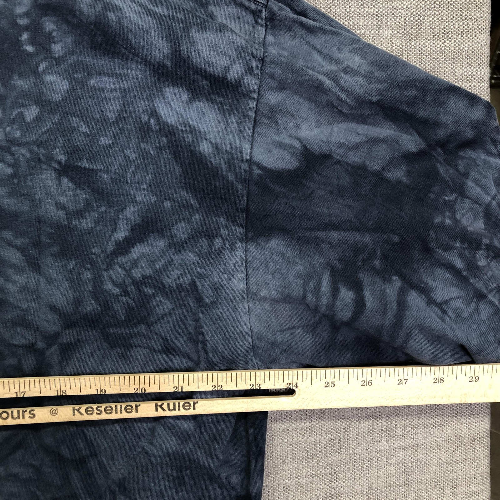 The Mountain Shirt Mens 2XL Black Wolves Moon Tie Dye Long Sleeve Graphic