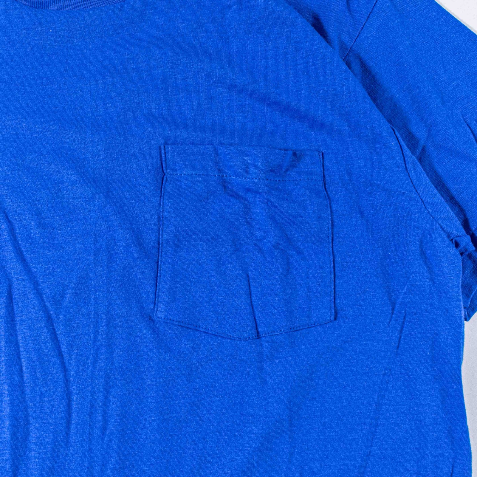 Vintage Fruit of the Loom Pocket Shirt Large 90s Made in USA Single Stitch Blank