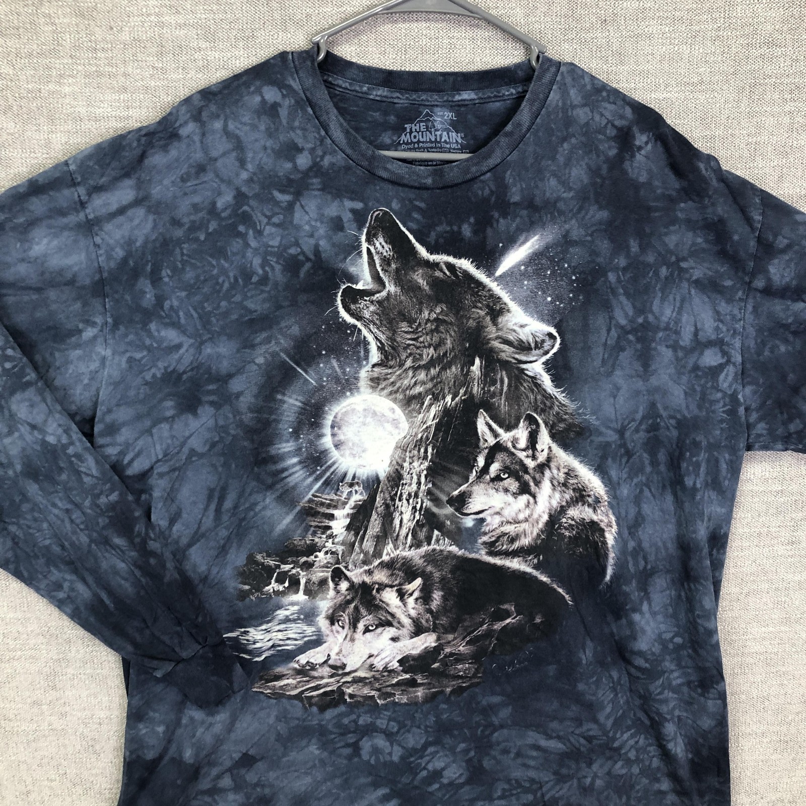 The Mountain Shirt Mens 2XL Black Wolves Moon Tie Dye Long Sleeve Graphic