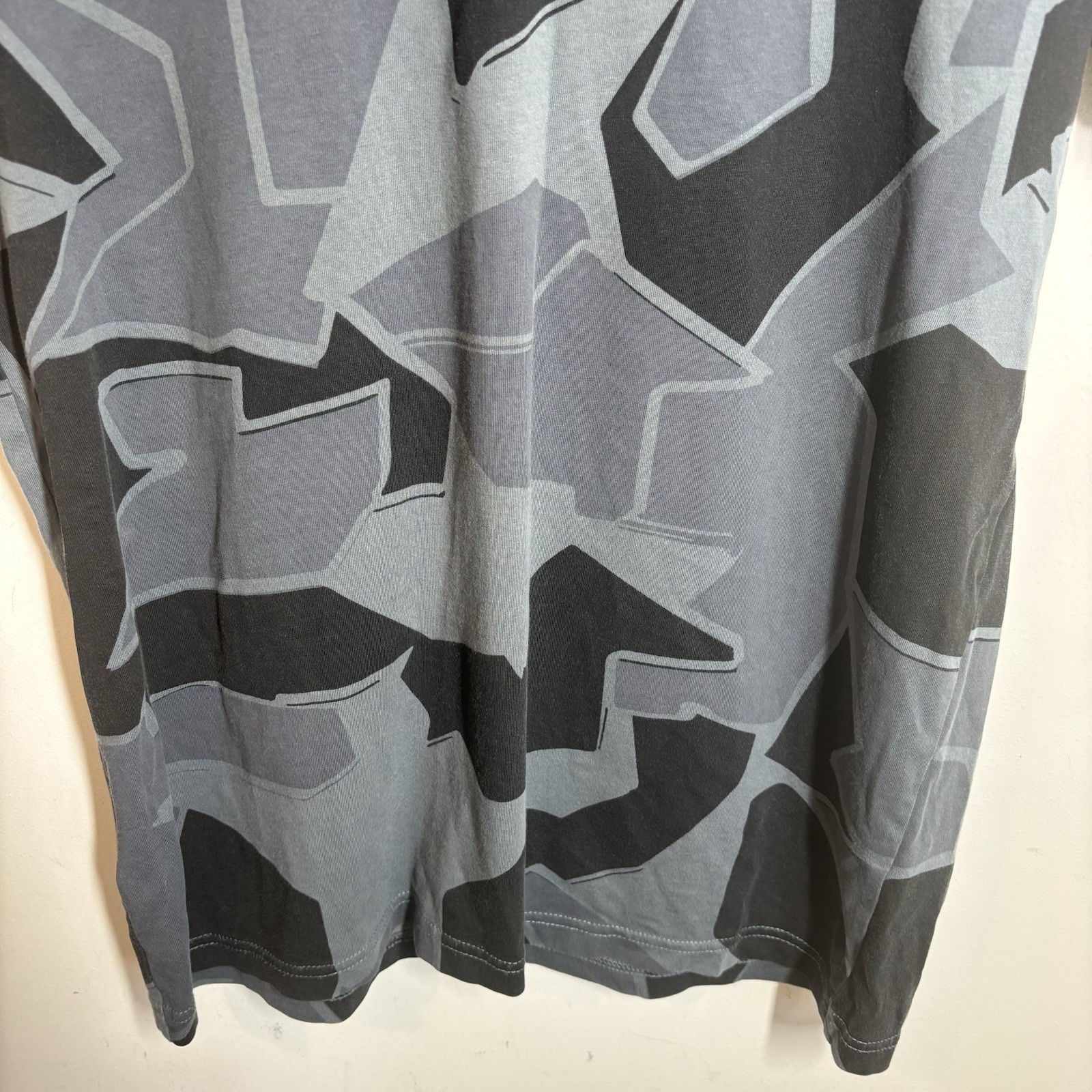 Fred Perry Arktis Mens Camouflage T Shirt Size Small Short Sleeve
