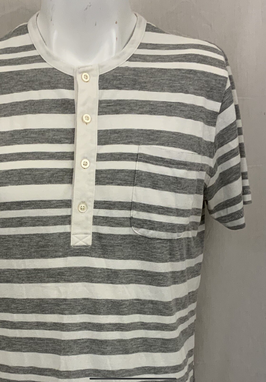 Bonobos T Shirt M Gray Stripe Cotton Poly Slim Fit Short Sleeve YGI Q2-211
