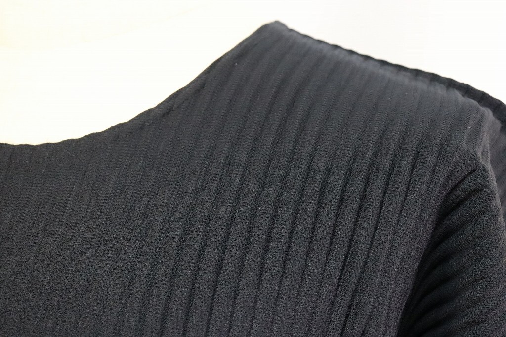 Authentic HOMME PLISSE ISSEY MIYAKE Navy Blue Men’s Tee Top Size2 182 8121