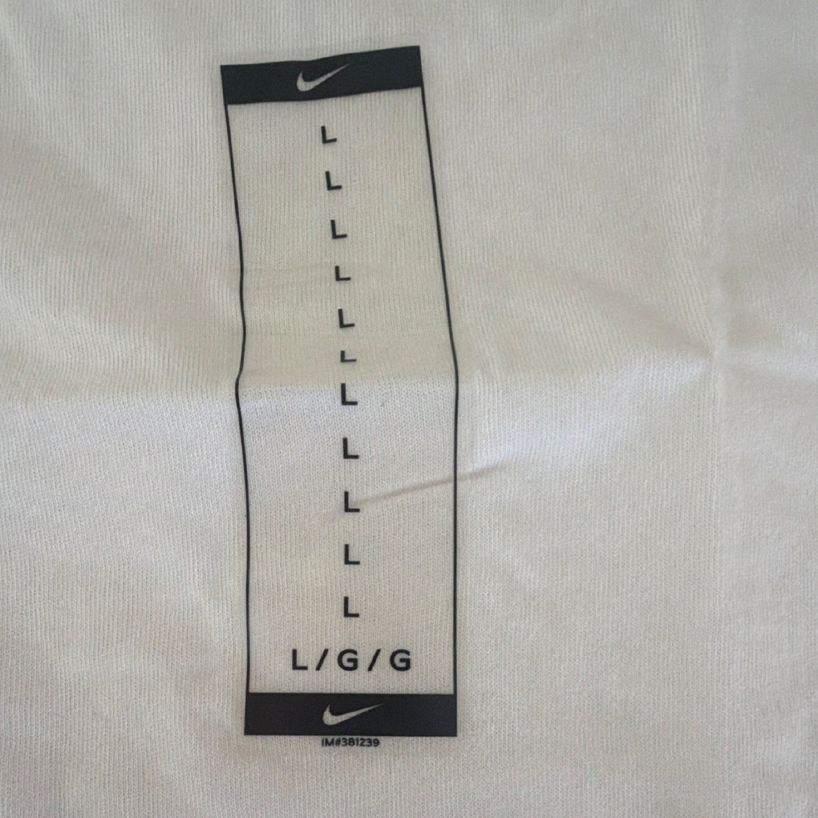 Nike Dri-FIT Men’s White T-Shirt L