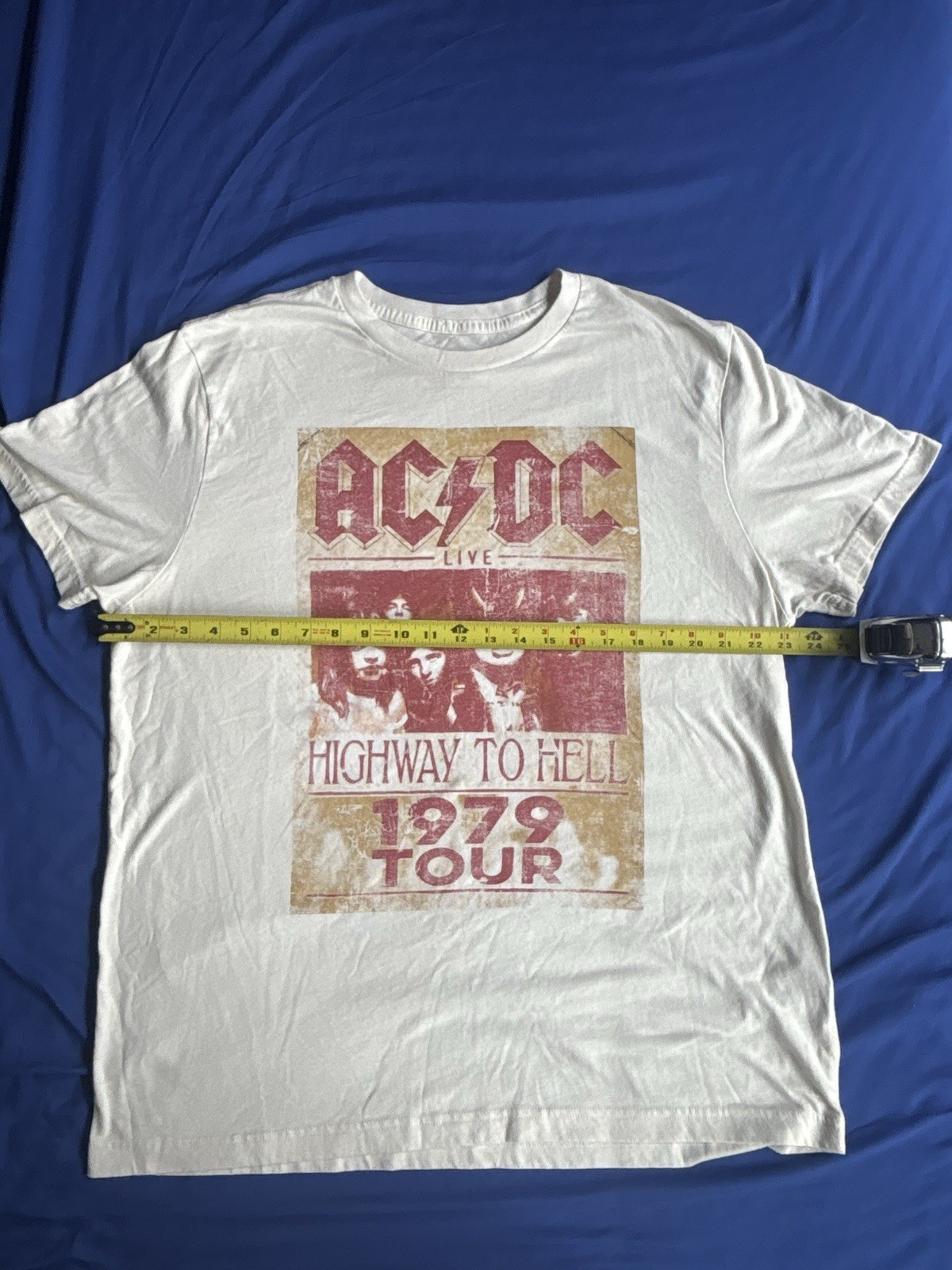 AC/DC Graphic T-Shirt Mens Large Cream Highway To Hell 1979 Tour Rock Band Tee