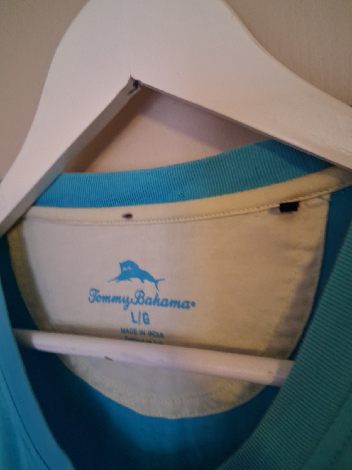 Tommy Bahama Men’s L/G Blue Relax Short Sleeve Crew Neck Pocket Marlin Logo Tee