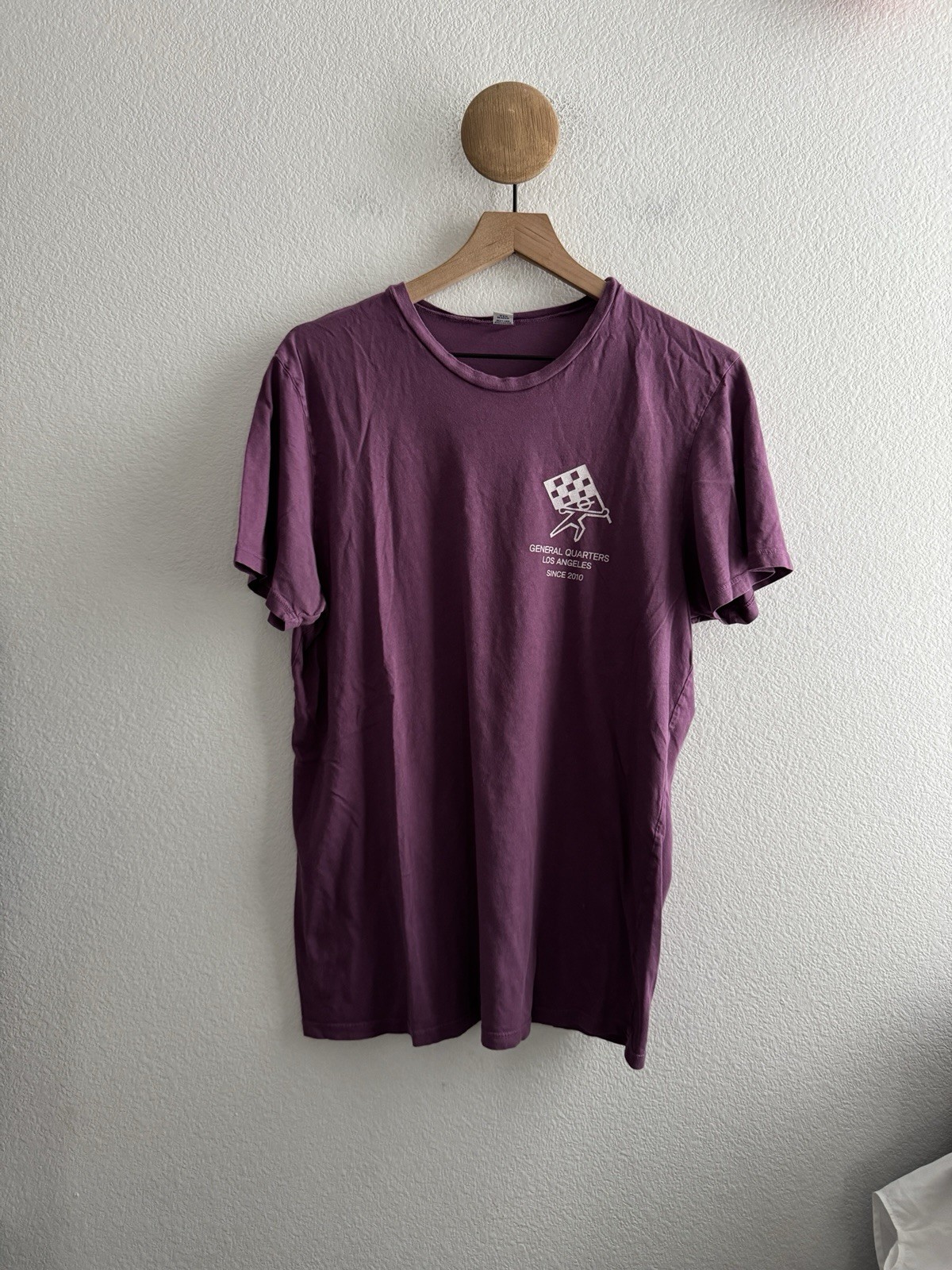 General Quarters Los Angeles Purple Graphic Tshirt Size Large