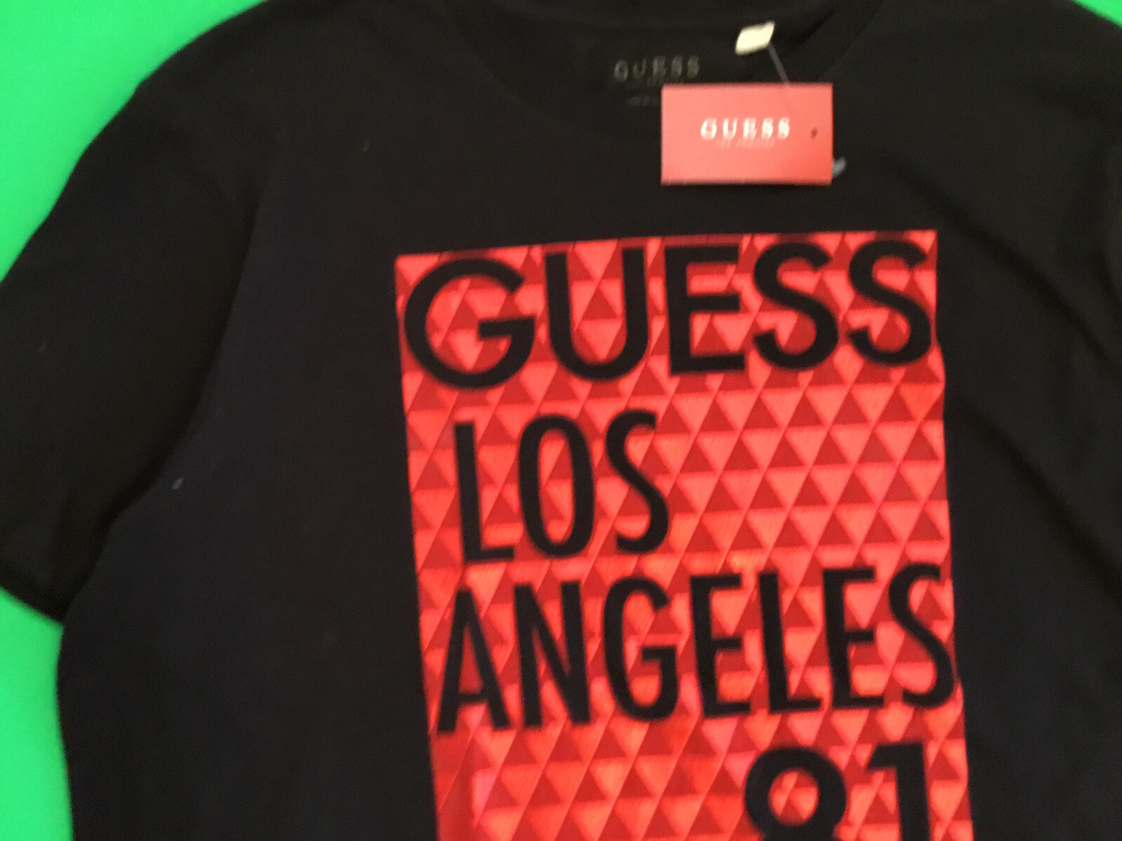 GUESS Los Angeles Men’s Short Sleeve T-Shirt Size MEDIUM Black w/ Red Cotton NEW