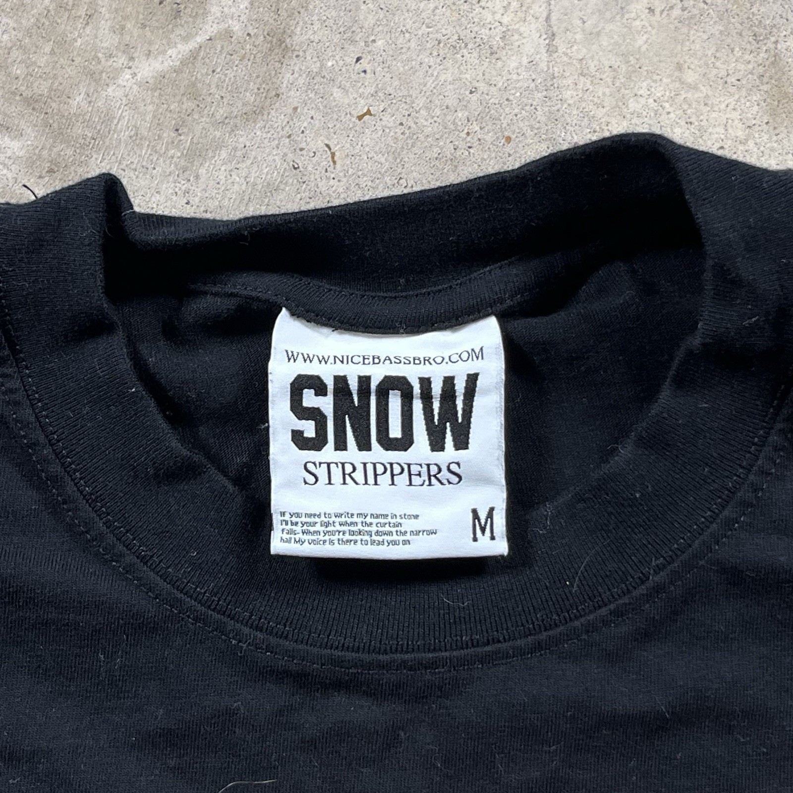 Snow strippers 2026 tour merch knife graphic black shirt men’s size medium