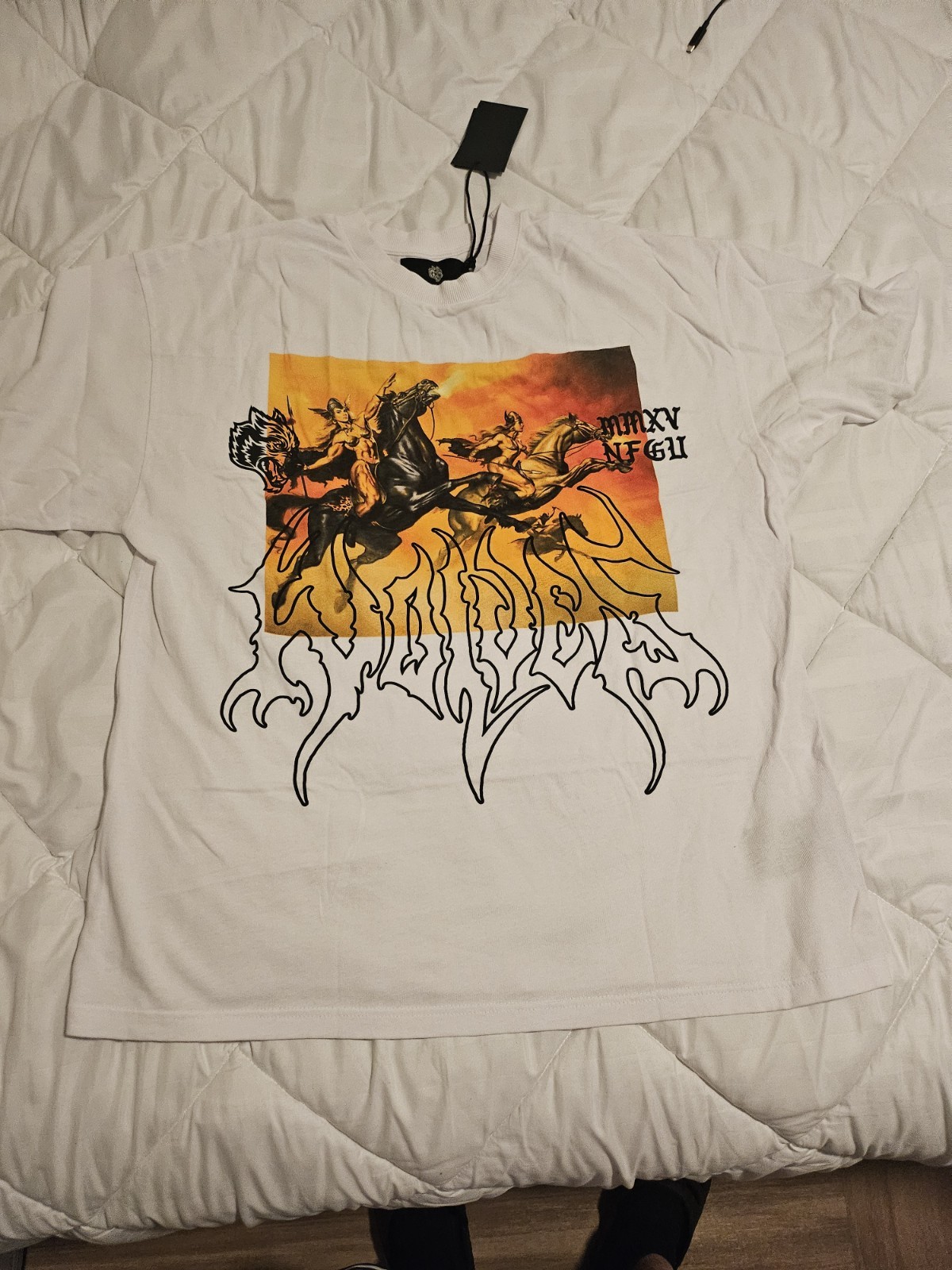 Men’s L Wolves Valkyrie Premium Tee White Graphic Limited Edition Cotton Jersey