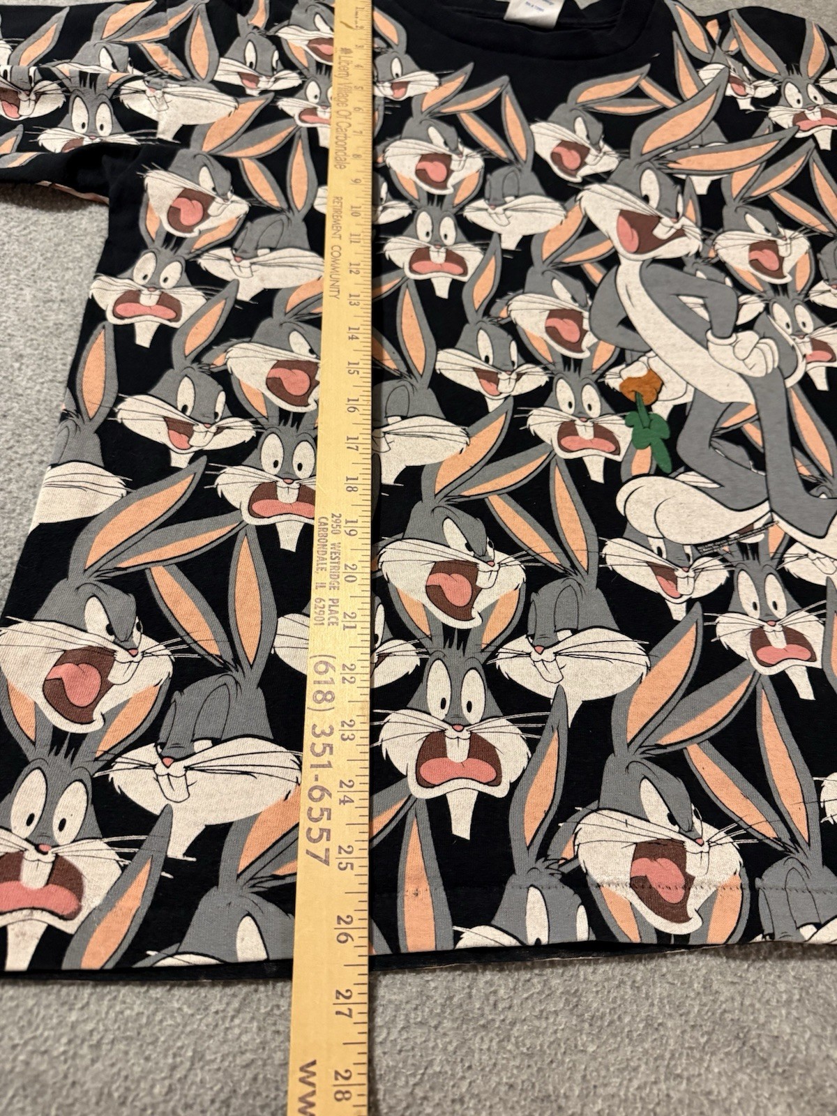 Vintage 1992 Bugs Bunny Looney Tunes AOP T-shirt Large Wild Oats Made in USA