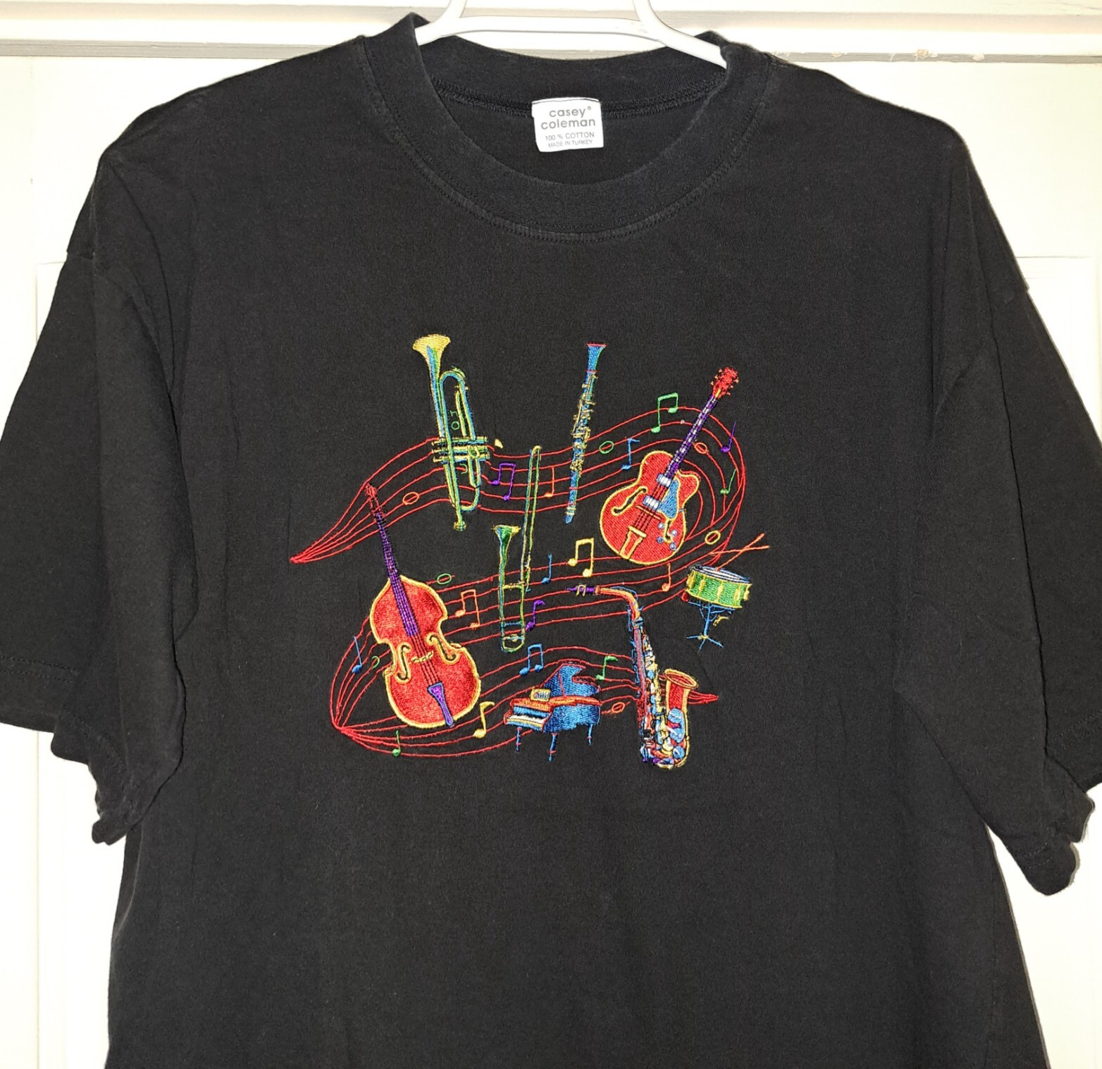 Casey Coleman Embroidered Musical Instruments T Shirt XL