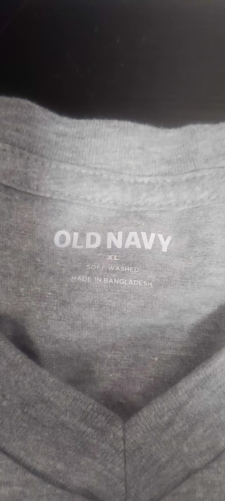 Old Navy Men’s Gray V-Neck Soft-Washed Solid T-Shirt, Regular Size XL