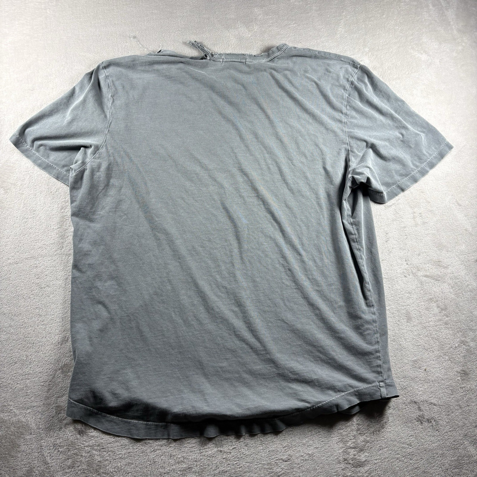 Buck Mason Men’s 2XL Blue T shirt Made in USA Distressed Vintage Style #7A