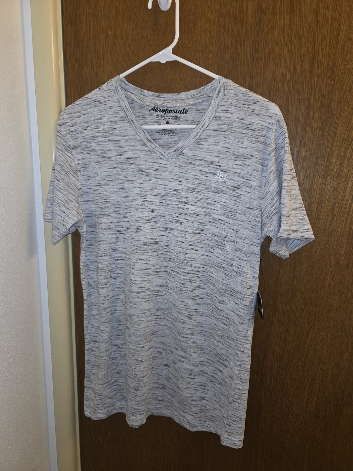 Aeropostale Mens Medium M Vneck Tshirt Partial New Tag See Description Sold Asis