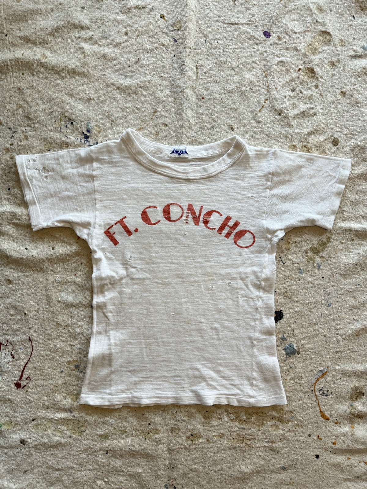 Vintage 30s 40s US Military Fort Concho Military Base Kids Tee