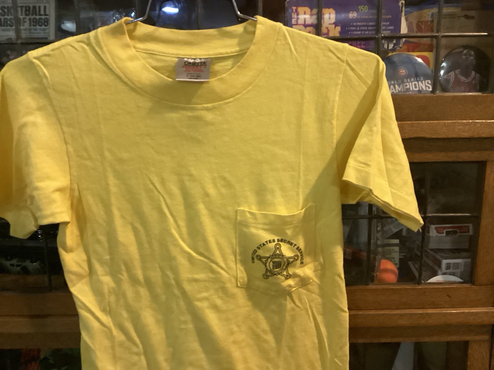 VTG United States Secret Service Yellow ONIETA USA Made Pocket T-shirt SZ S