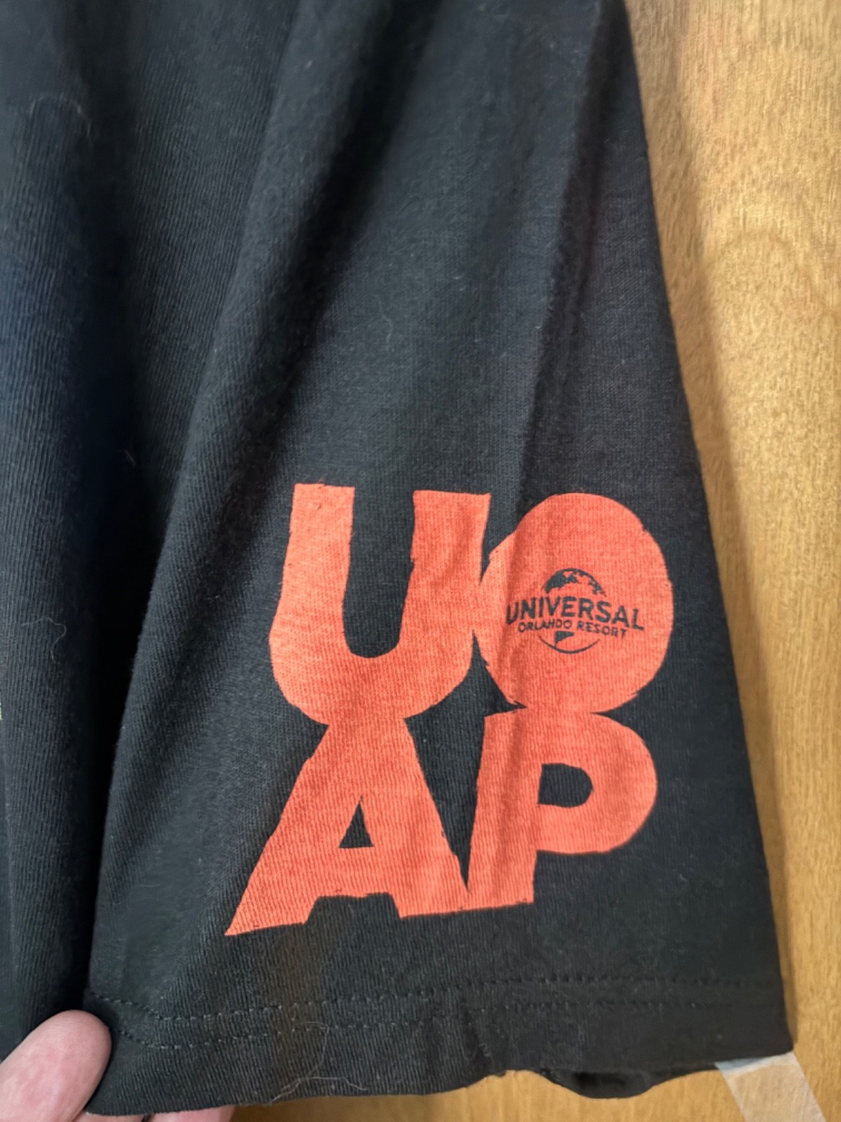 Universal HHN Halloween Horror Nights 2026 Passholder UOAP Shirt LG