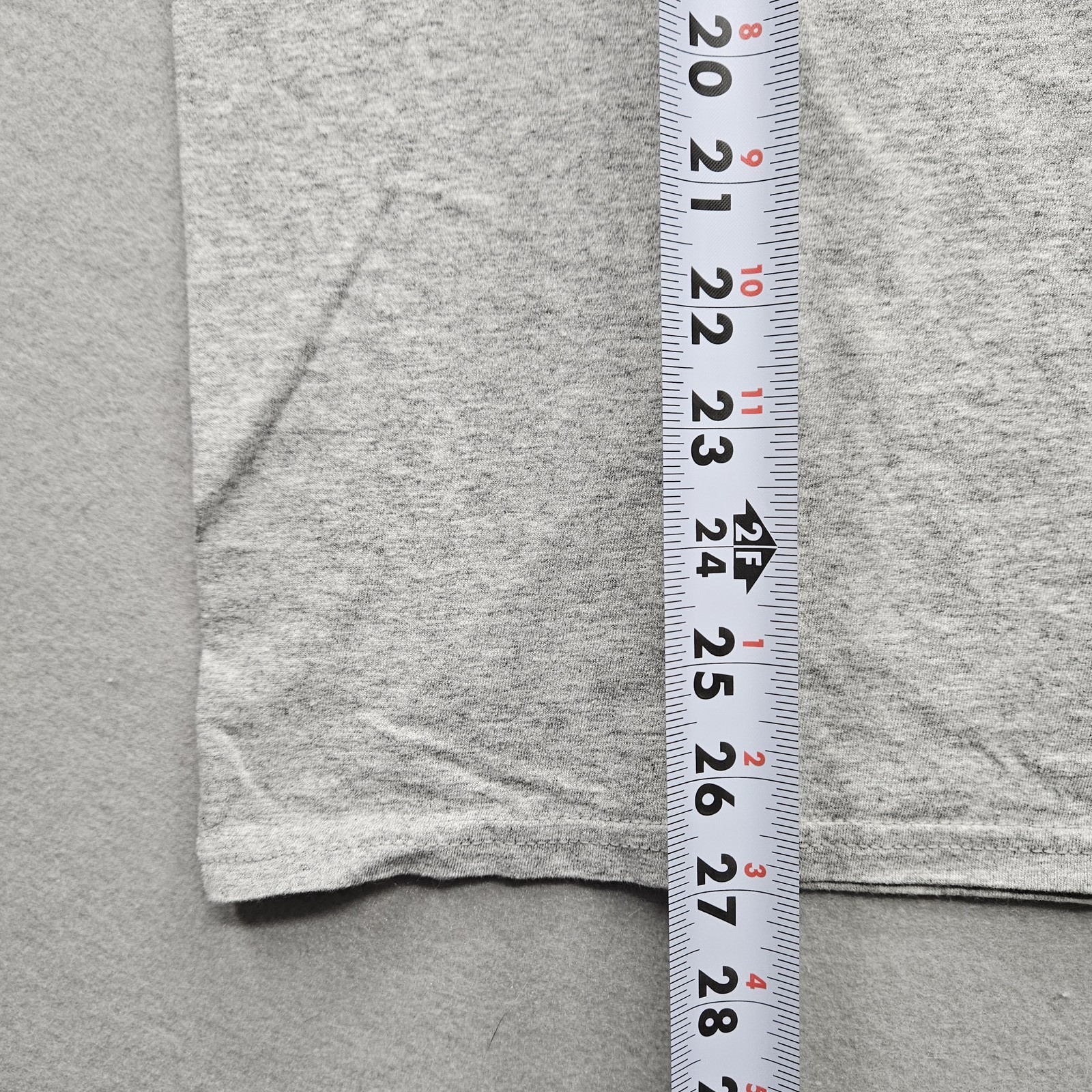 Delta Apparel Inc Men’s XL Hakuna Matata Gray T-Shirt