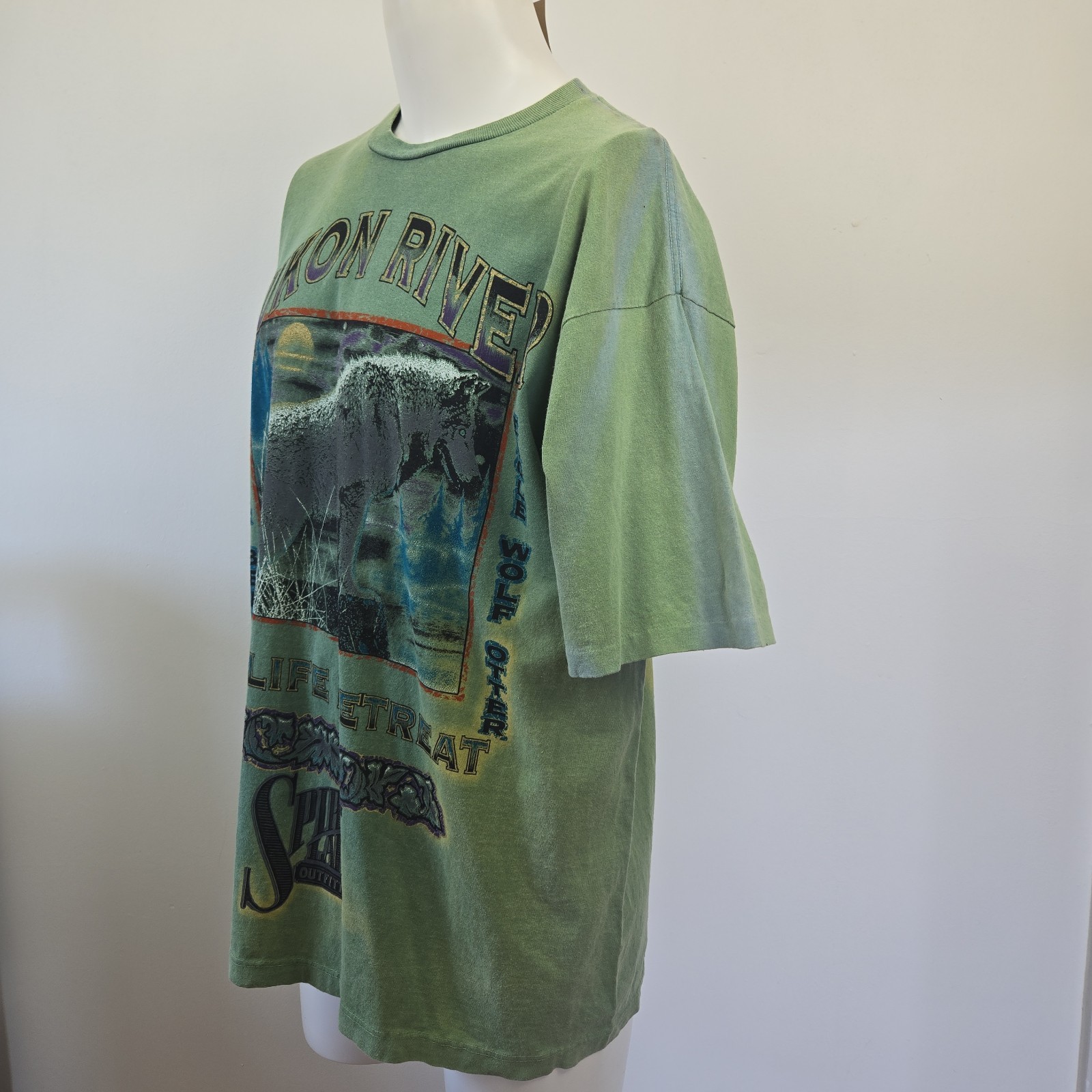 VTG Deadstock 90s Spirit Lake Outfitters Yukon River Wolf T Shirt Sun Tag XL USA