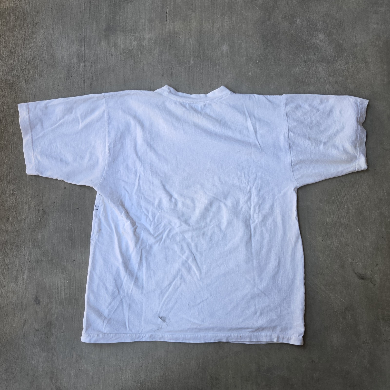 Vintage 90s China Window Of The World Map Tshirt Size XL White