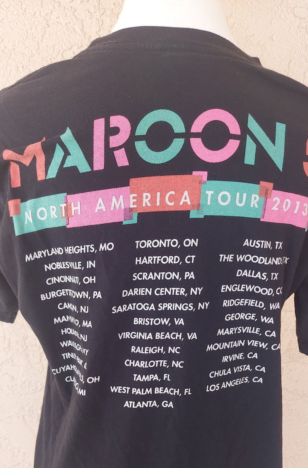 Maroon 5 2013 North American Tour T-Shirt Size Medium Adam Levine
