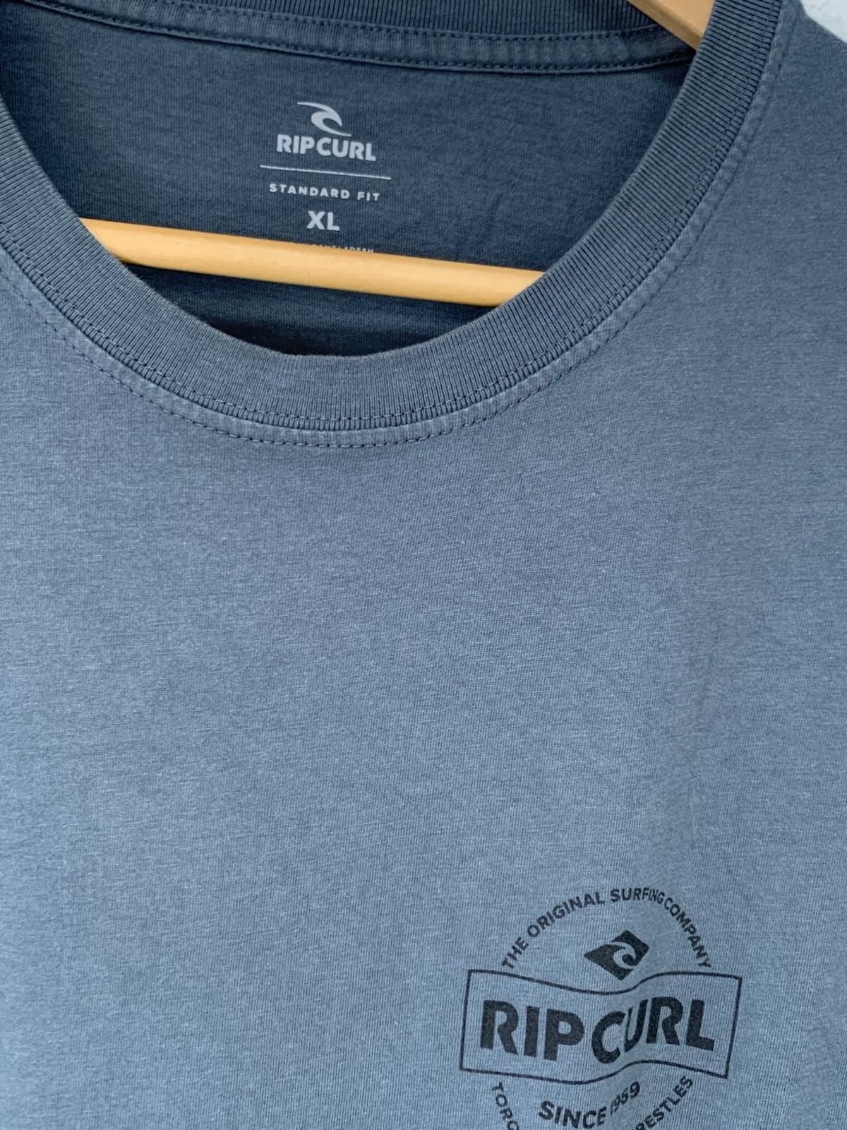 Rip Curl Men’s XL Gray Standard Fit Graphic Logo Crew Neck Short Sleeve T-Shirt