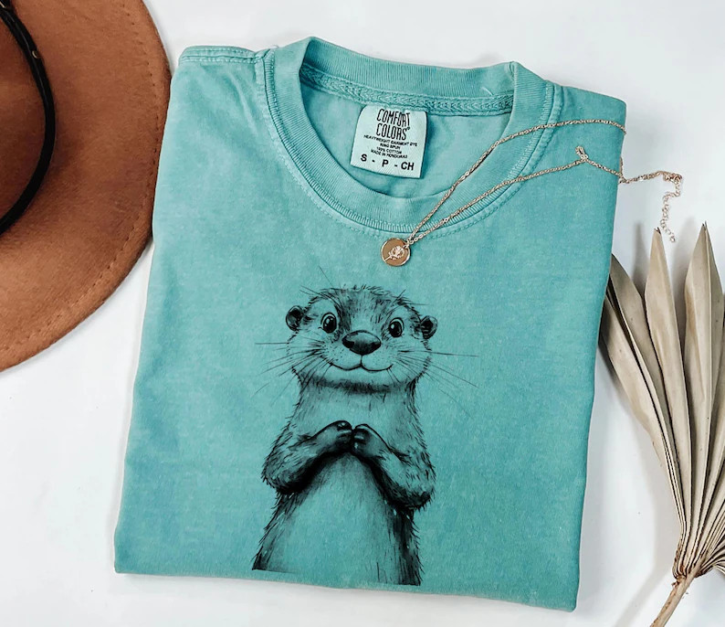 River Otter Wildlife Comfort Tee North American Animal Nature Lover Gift