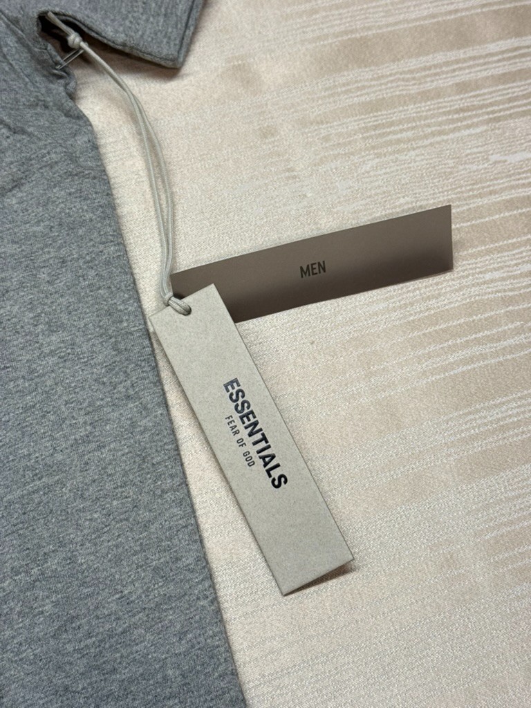 Fear of God Essentials Dark Oatmeal Gray T-Shirt SS22 100% Authentic
