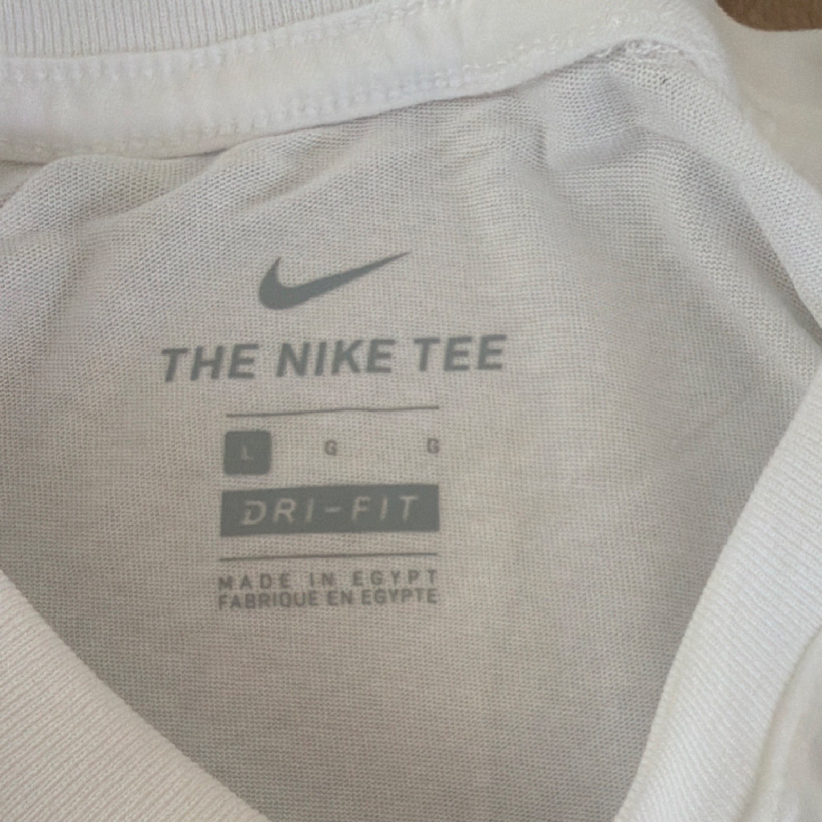 Nike Dri-FIT Men’s White T-Shirt L