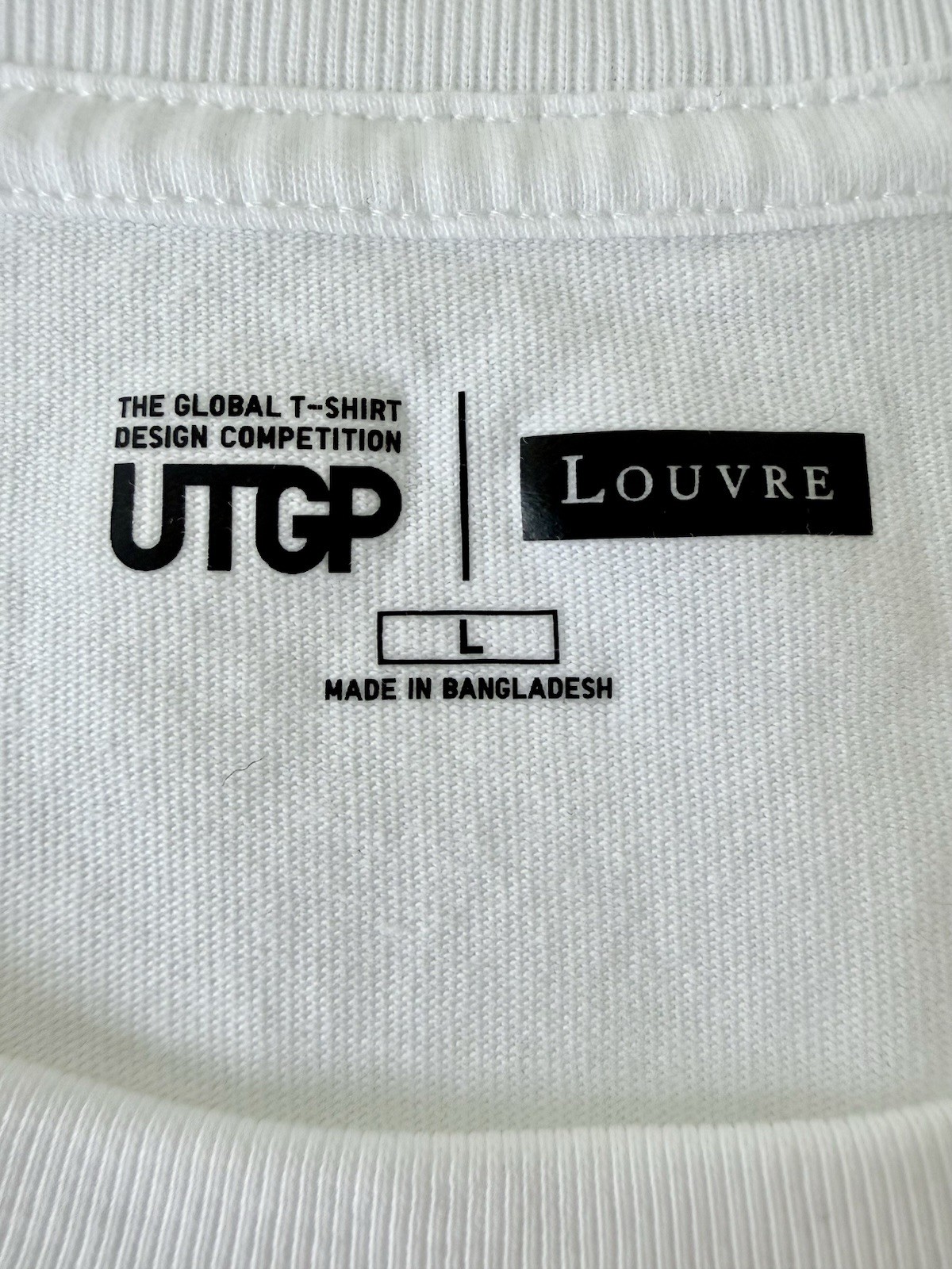 Uniqlo UTGP Louvre Museum Dog Art Graphic Tee White Size L | Paws of the Louvre