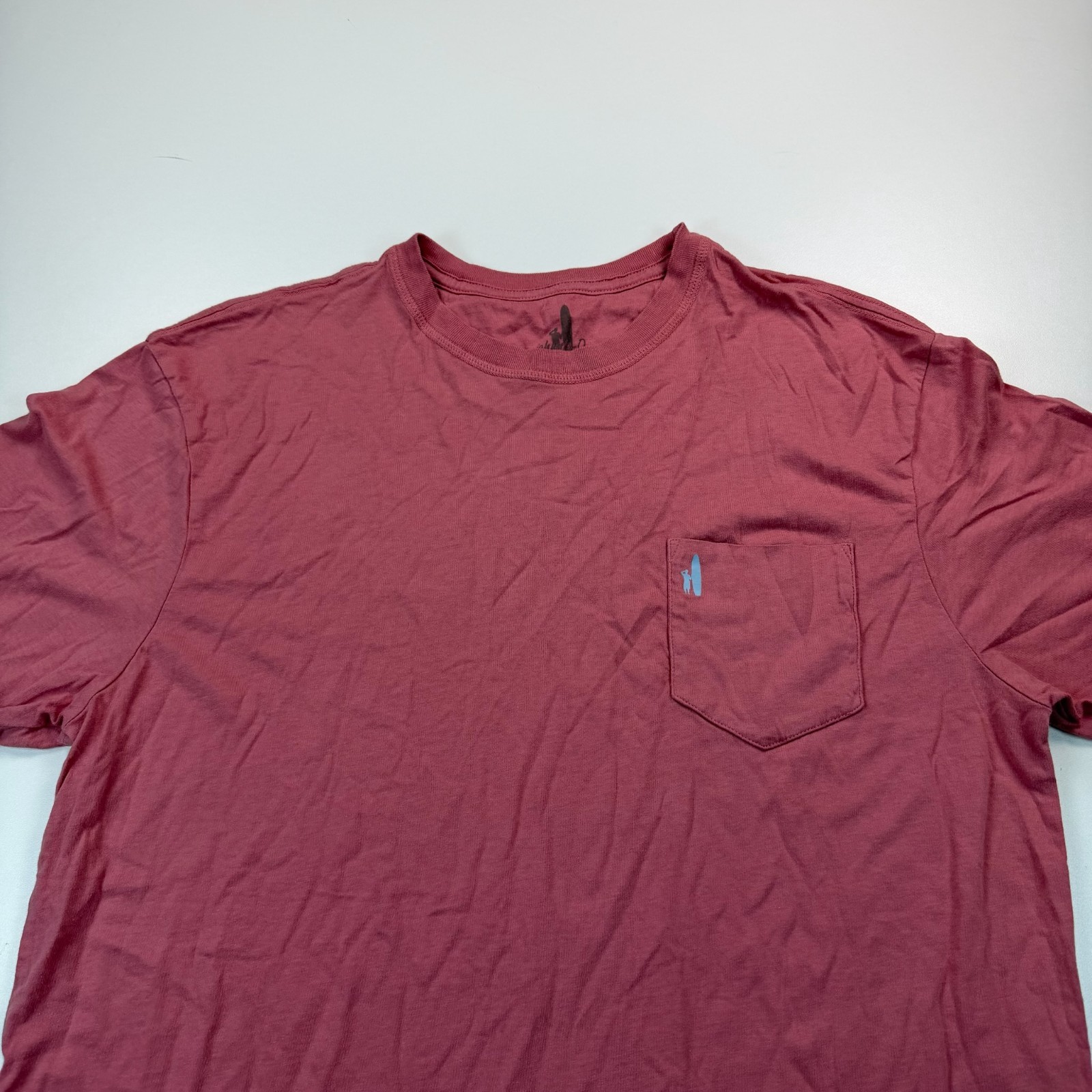 Johnnie O Graphic Shirt Mens Large Red Crew Neck Beach Pocket Preppy Casual