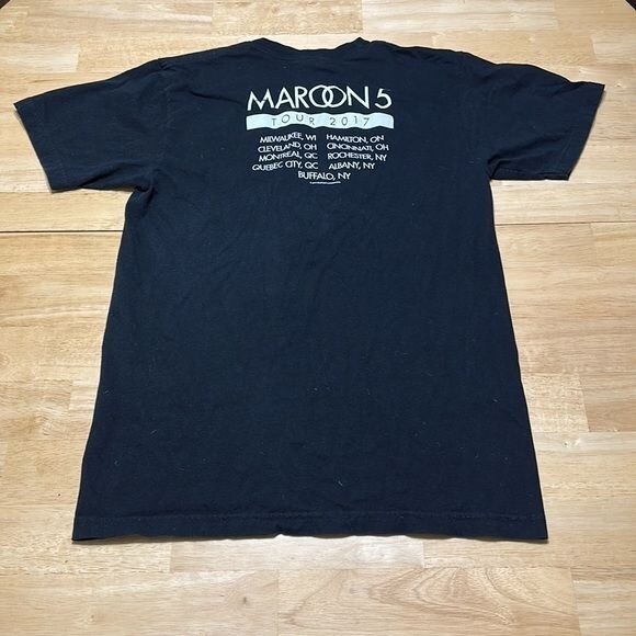 Maroon 5 Band T-shirt Mens Medium Black Pop Rock Music Casual Top 40