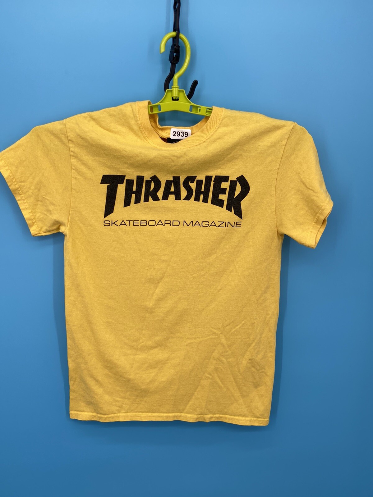 Thrasher Magazine Shirt Mens Small Yellow Skater Short Sleeve Logo Cali Official
