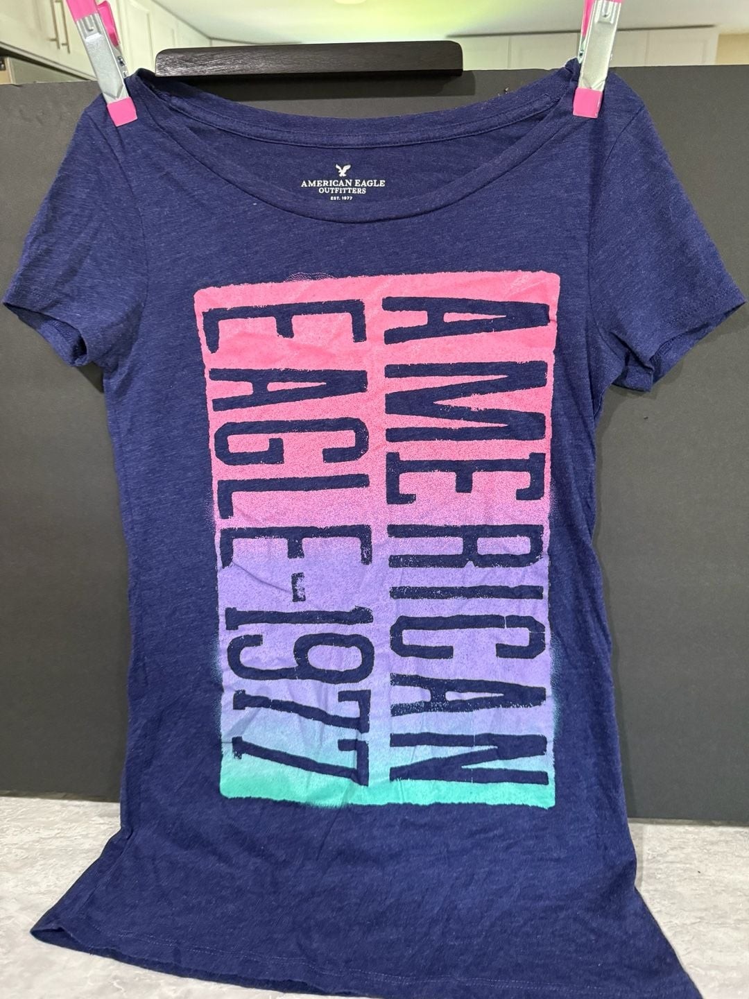 American Eagle Outfitters Gradient Box Graphic T-Shirt Navy Blue XS