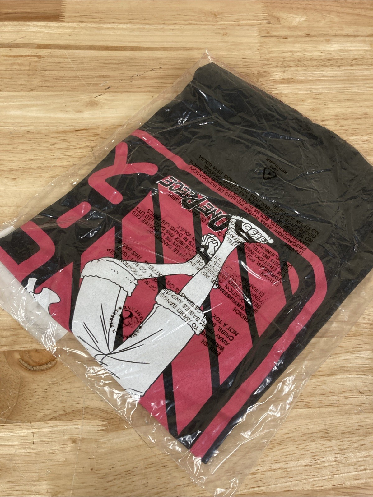 Ripple Junction Adult Unisex One Piece Luffy On Red T-shirt Size XL Black New