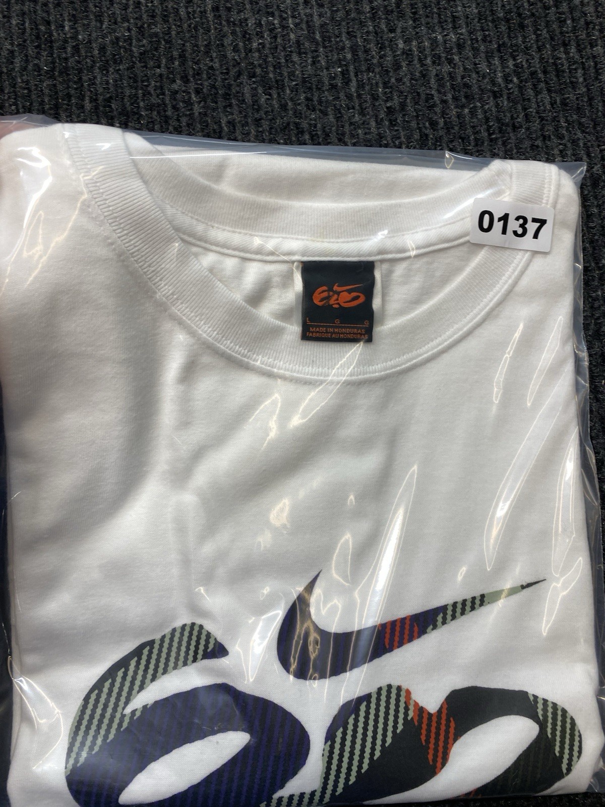 Vintage 2000s Nike 6.0 Skateboarding Graphic T Shirt Men’s Large New But Flawed