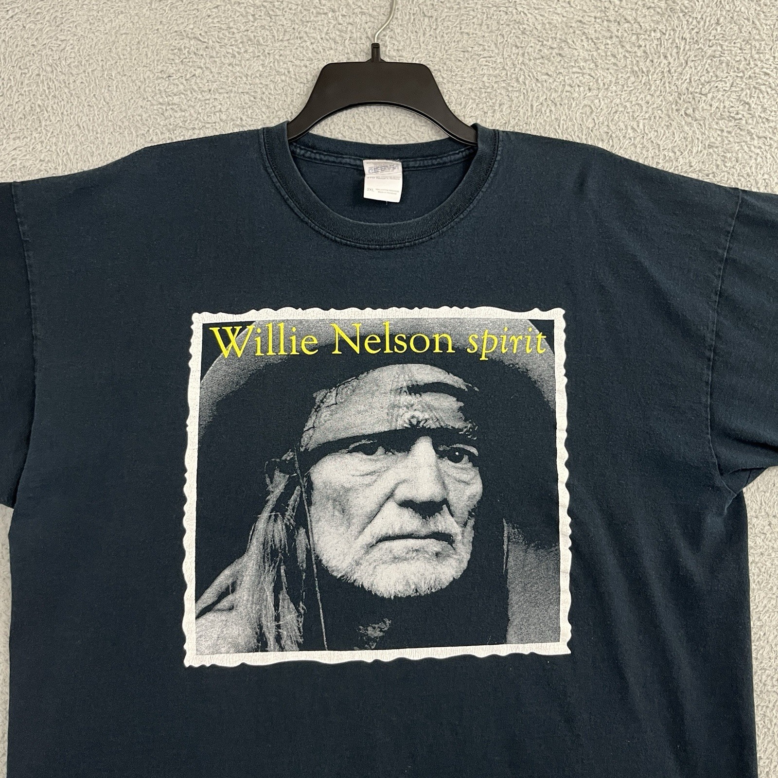 Willie Nelson T Shirt Black Spirit Tour 2010 Adult 2XL 25.75″ PTP Country Music