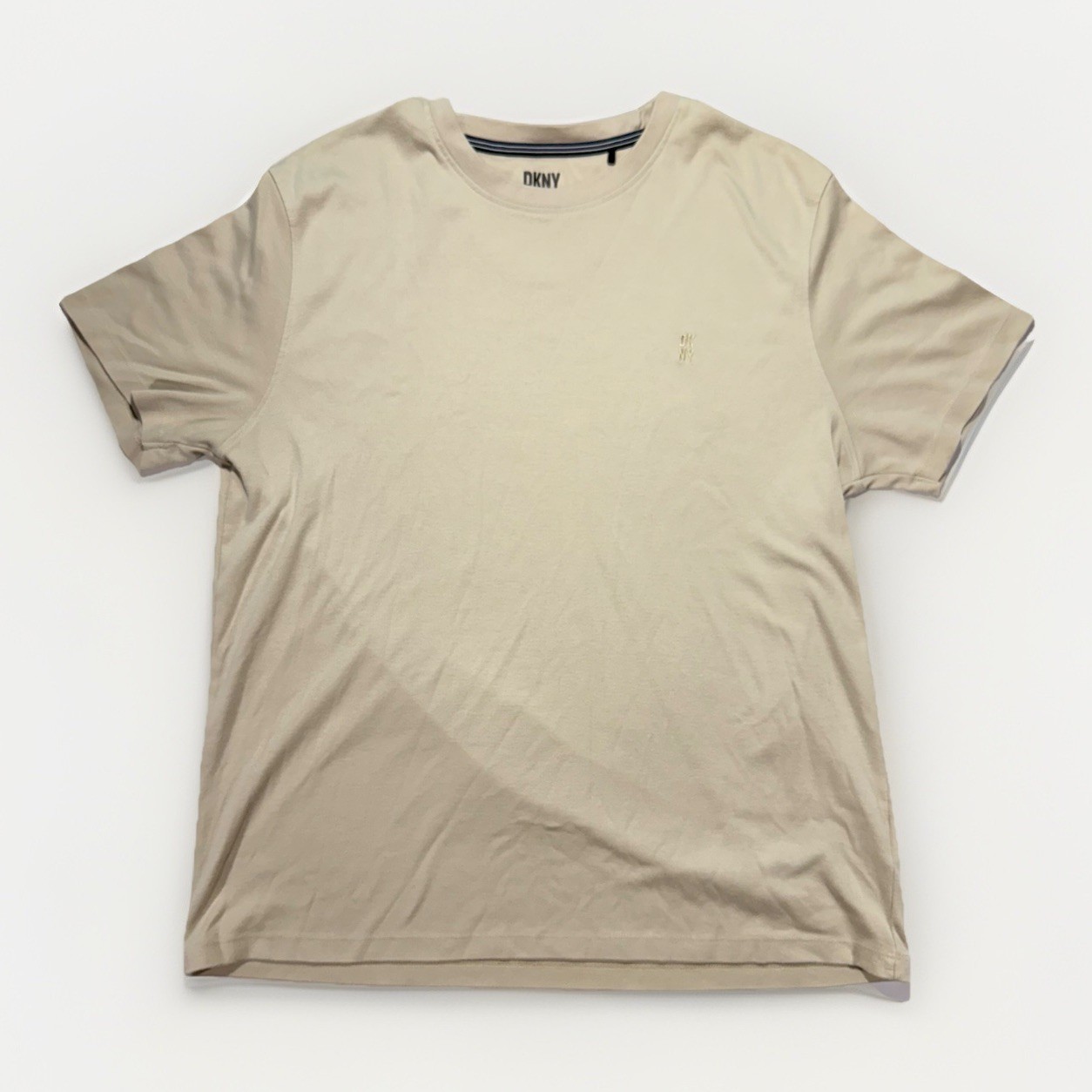DKNY Men’s Crew Neck Short Sleeve Beige Tan Graphic Logo Tee T-Shirt Size Lg