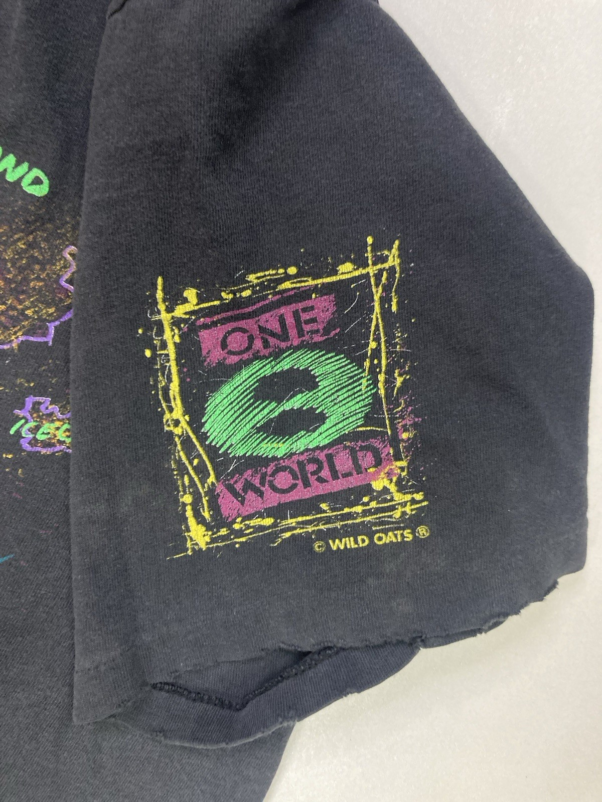 VINTAGE Wild Oats One World Graphic T-shirt Men XL Black USA 90s Single Stitch