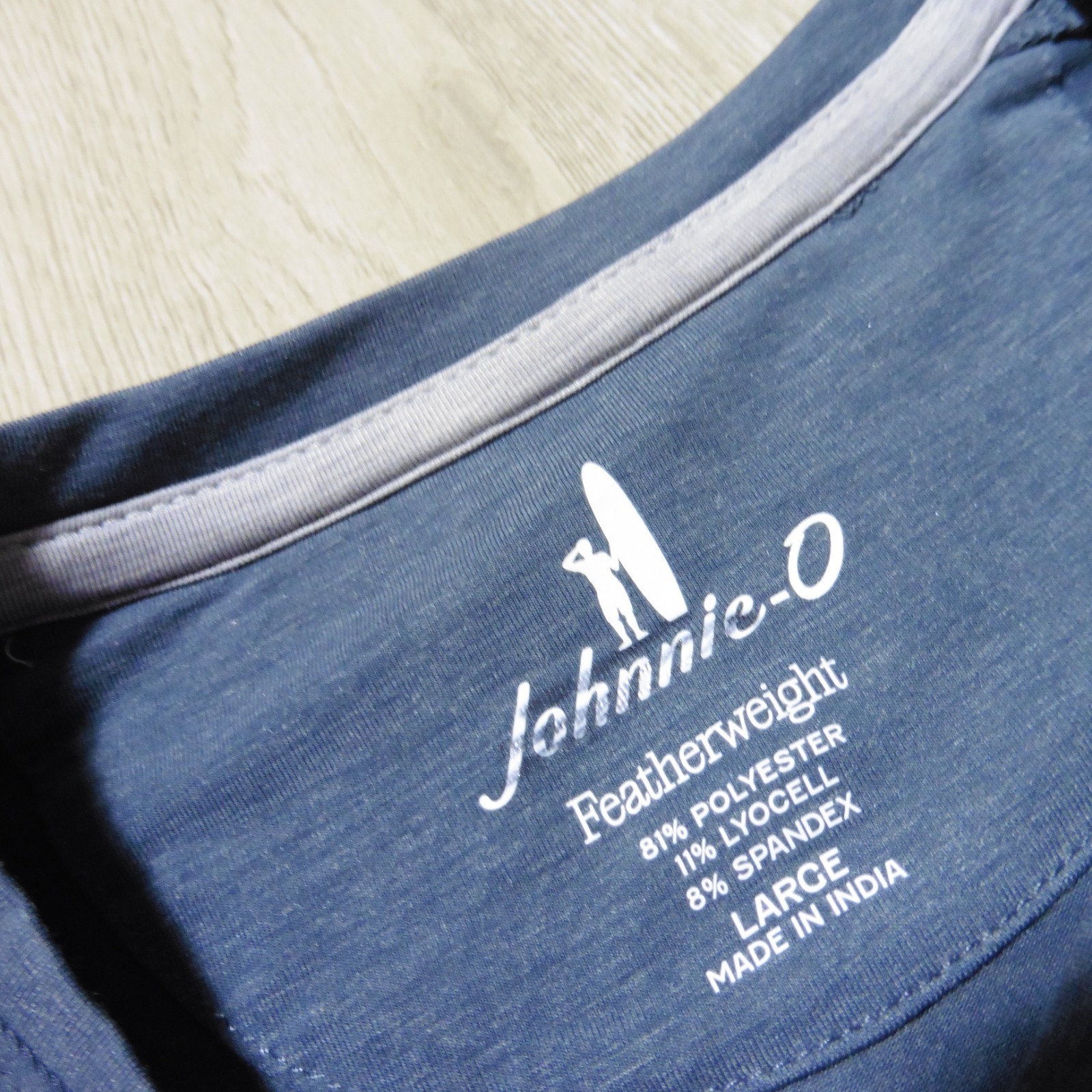 JOHNNIE O Mens L LARGE COURSE T SHIRT PERFORMANCE GOLF SHORT SLEEVE WAKE BLUE