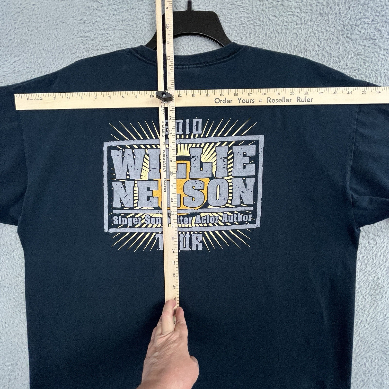 Willie Nelson T Shirt Black Spirit Tour 2010 Adult 2XL 25.75″ PTP Country Music