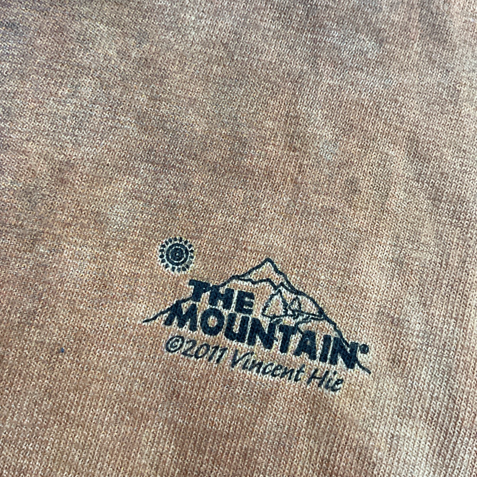 The Mountain Pomeranian Dog T-Shirt Sz XL AOP Y2K Tie Dye Vincent Hie USA