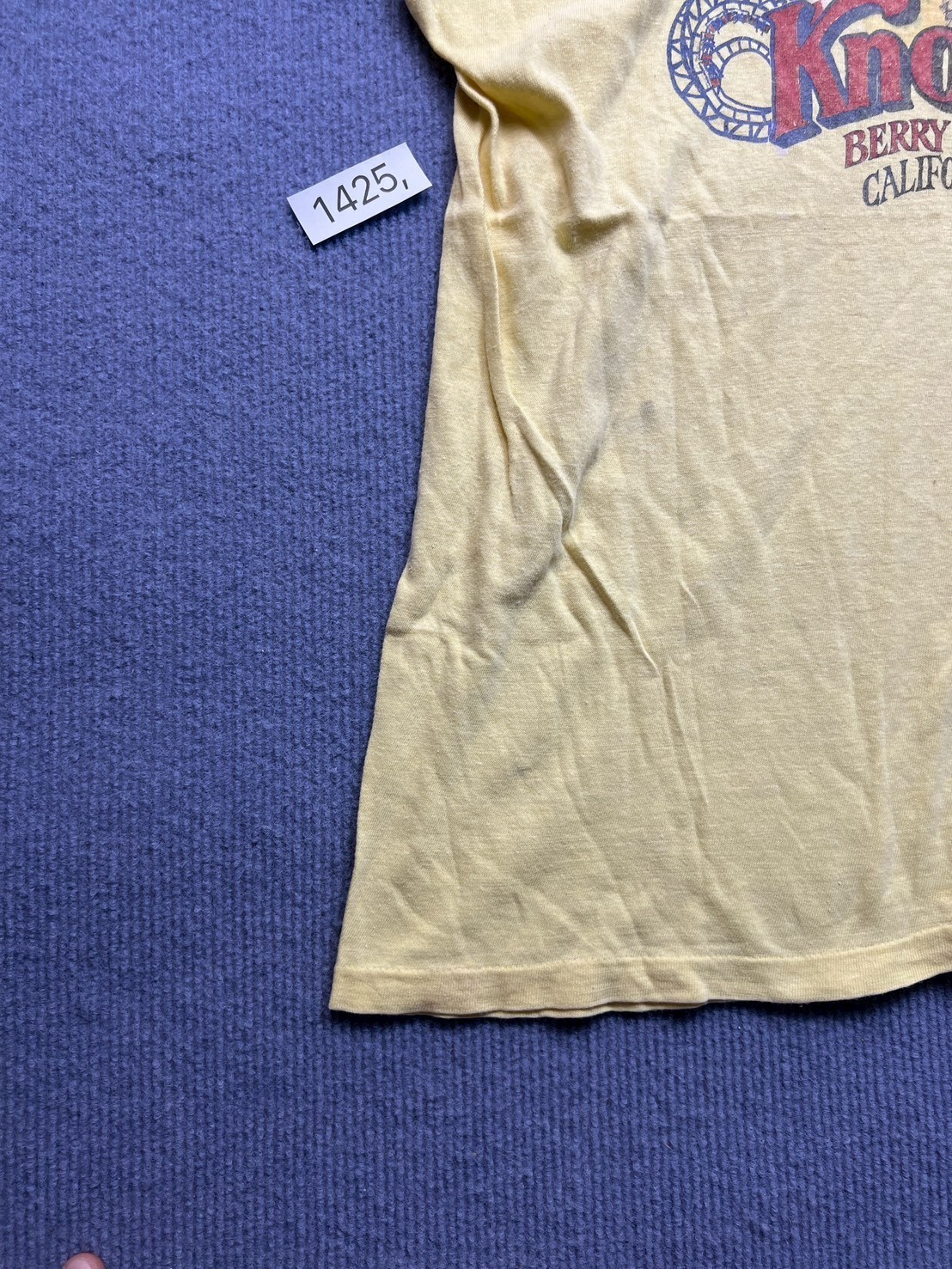 Vintage 80s Hanes Knott’s Berry Farm California T-Shirt XL Single Stitch Distres